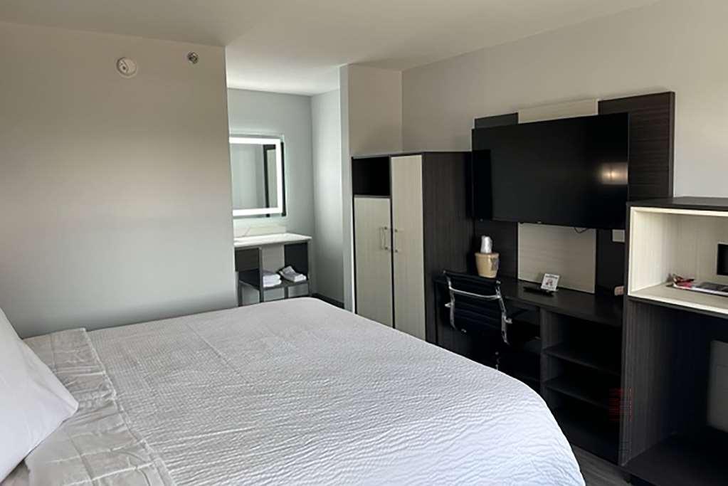 Super 8 By Wyndham Baltimore Northwest Quarto foto